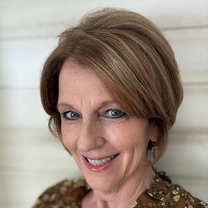 Meet your Posher, Julie